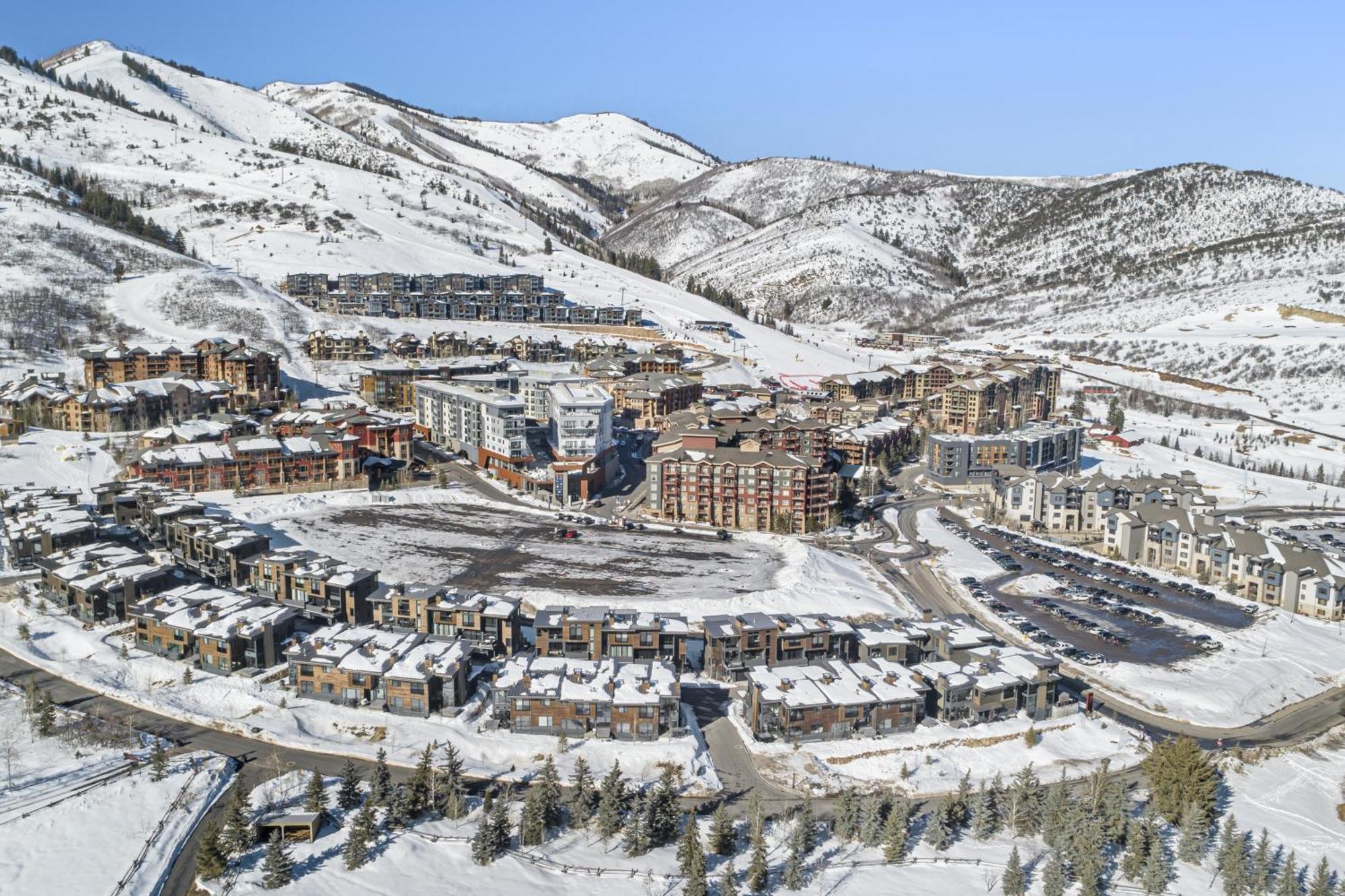 Park City Adventures Экстерьер фото